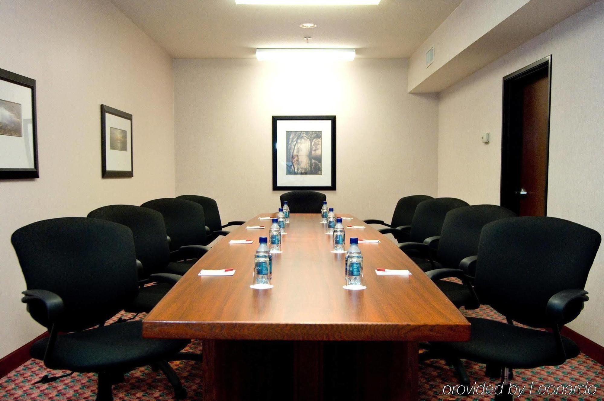 Doubletree By Hilton Vancouver Facilități foto